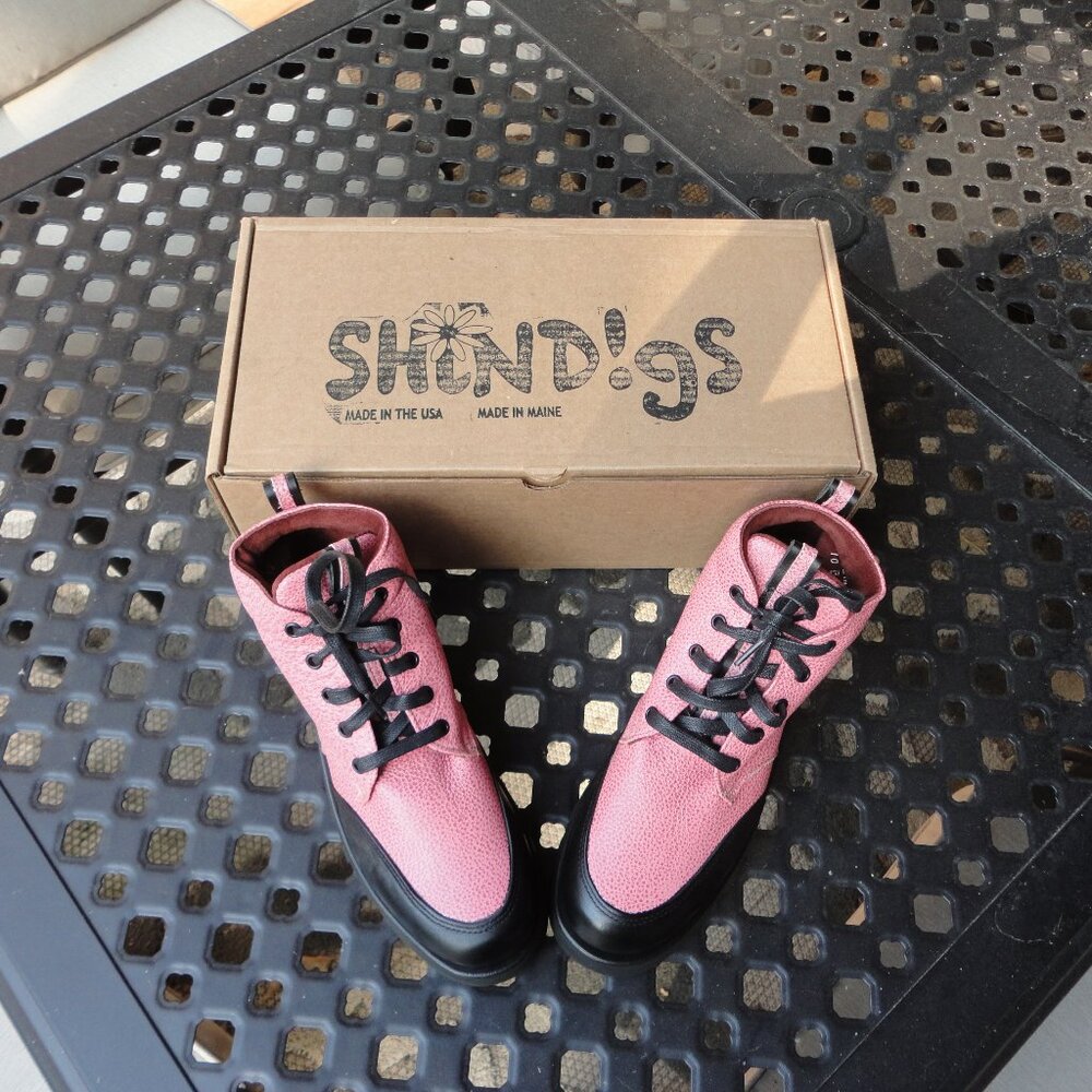 SHINDIGS Women's Pink Leather Hiking Boots NWOT Size 10